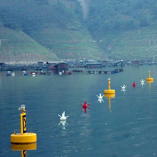 航道浮标喷涂聚脲有什么作用能防腐蚀吗 小型喷涂机怎么样(图1) 航道浮标喷涂聚脲用能防腐蚀